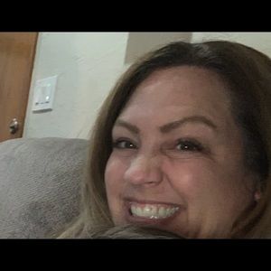 Meet your Posher, Adriana